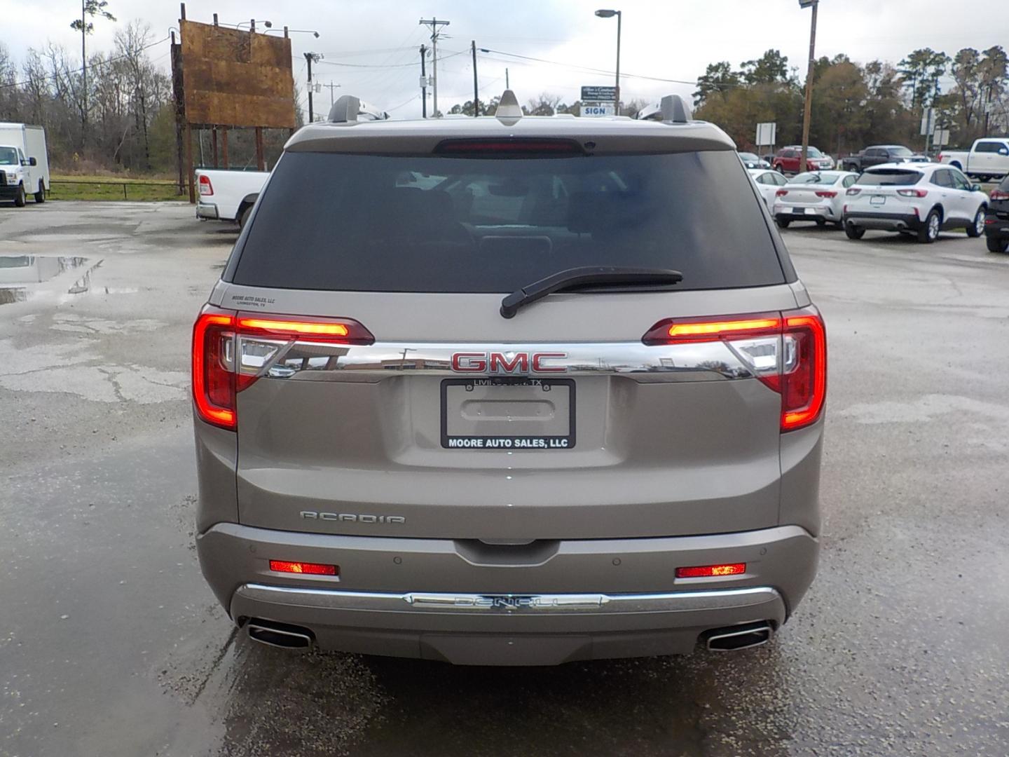 2022 Tan /Black GMC Acadia Denalli (1GKKNPL42NZ) with an 2.0L Turbo engine, Automatic transmission, located at 1617 W Church Street, Livingston, TX, 77351, (936) 327-3600, 30.710995, -94.951157 - ONE OWNER!! LOCALLY OWNED!! These folks took EXCEPTIONAL care of this vehicle! Did I mention this is a Denalli! Ride in style! - Photo#7